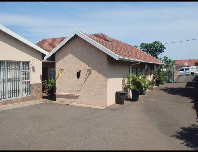 M² BED & BREAKFAST FOR SALE IN BLUFF